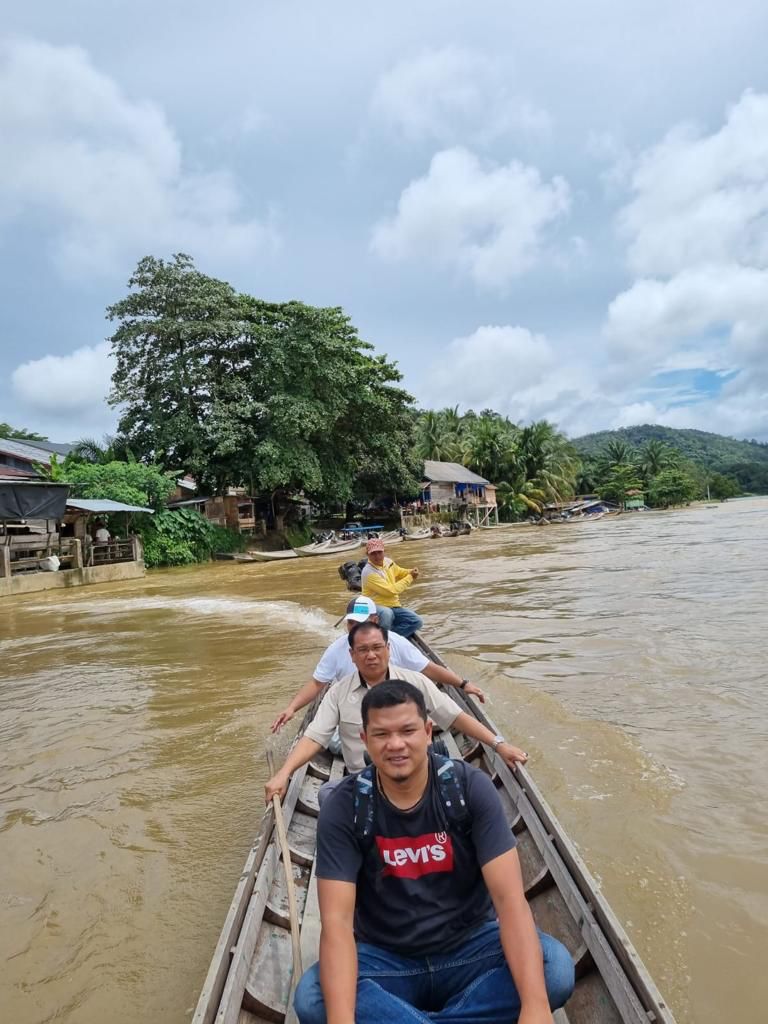 Antisipasi Gangguan Kamtibmas di TPS Daerah Terisolir, Tim Dit Intelkam Polda Riau Susuri Sungai Sebayang Kampar